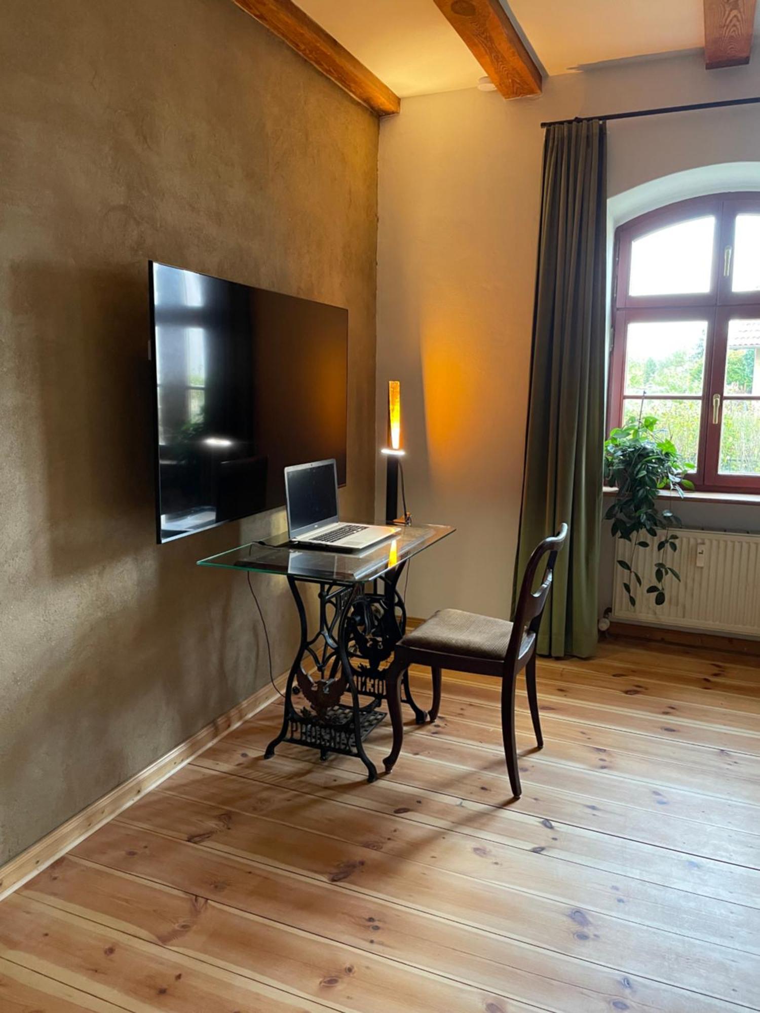 Apartamento Quartier Im Gutshaus Wustermark Exterior foto